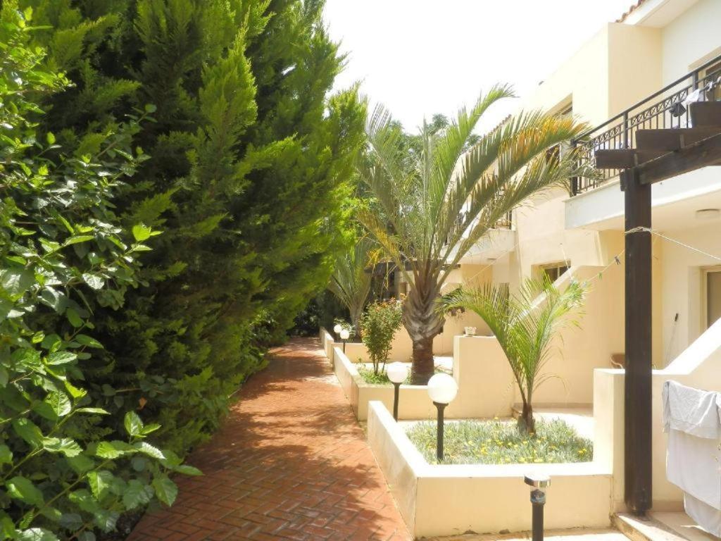 Byreva Apartments Pafos Dış mekan fotoğraf