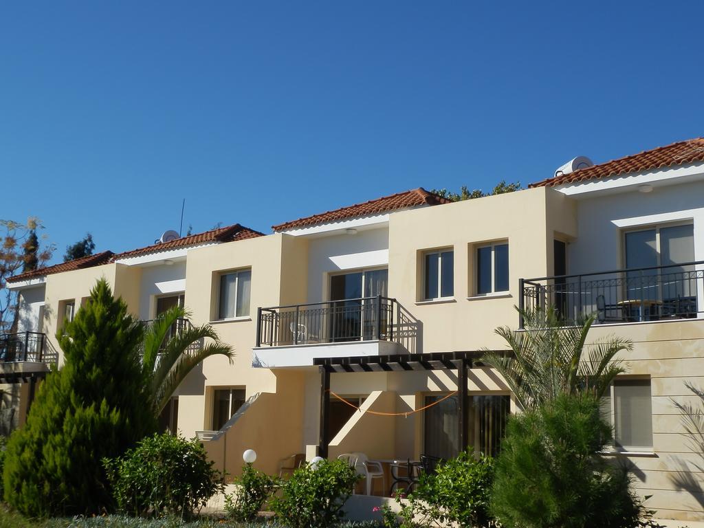 Byreva Apartments Pafos Dış mekan fotoğraf